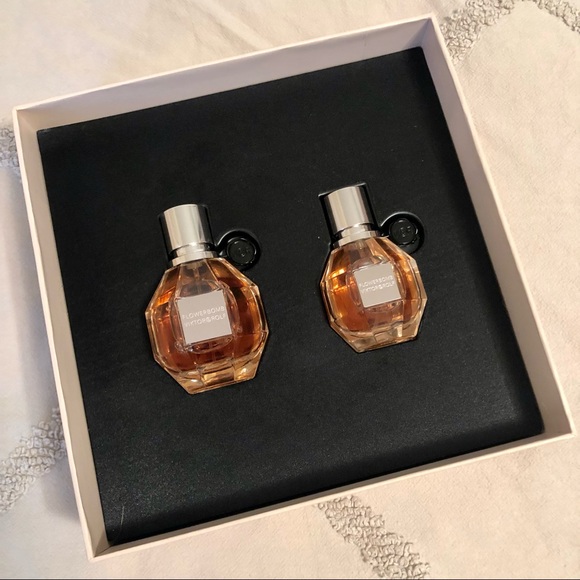 Viktor & Rolf Flowerbomb Perfume Set (Full Size and Travel) - Picture 1 of 2